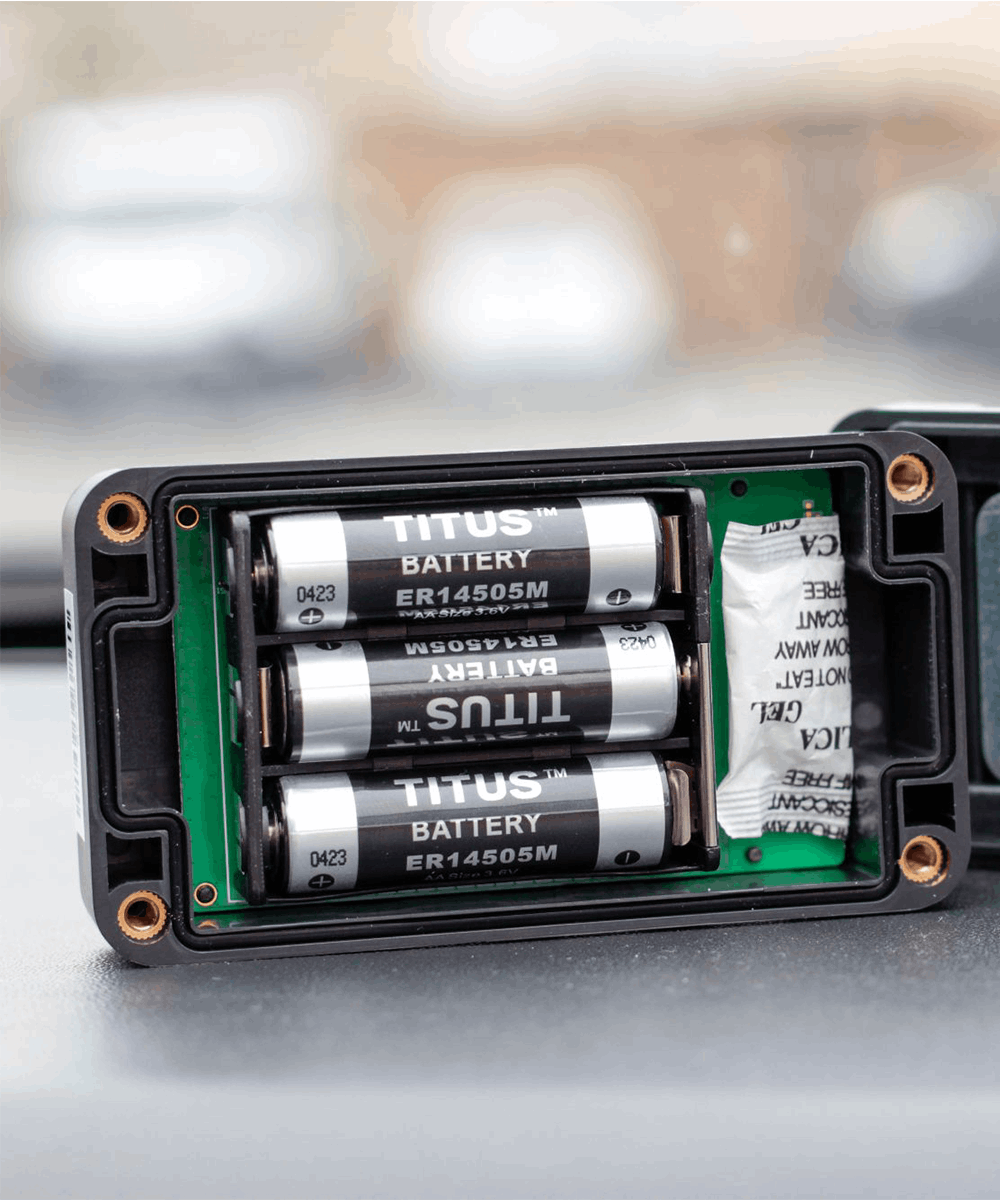 GT7 Pro batteries in the GPS Tracker in car