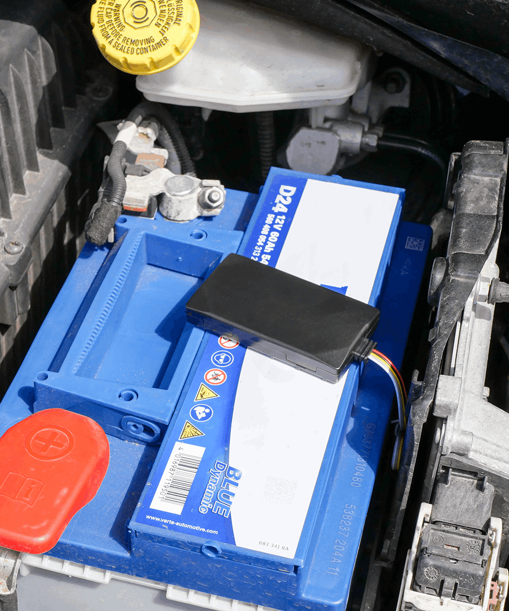 Teltonika Wired GPS Tracker on car battery